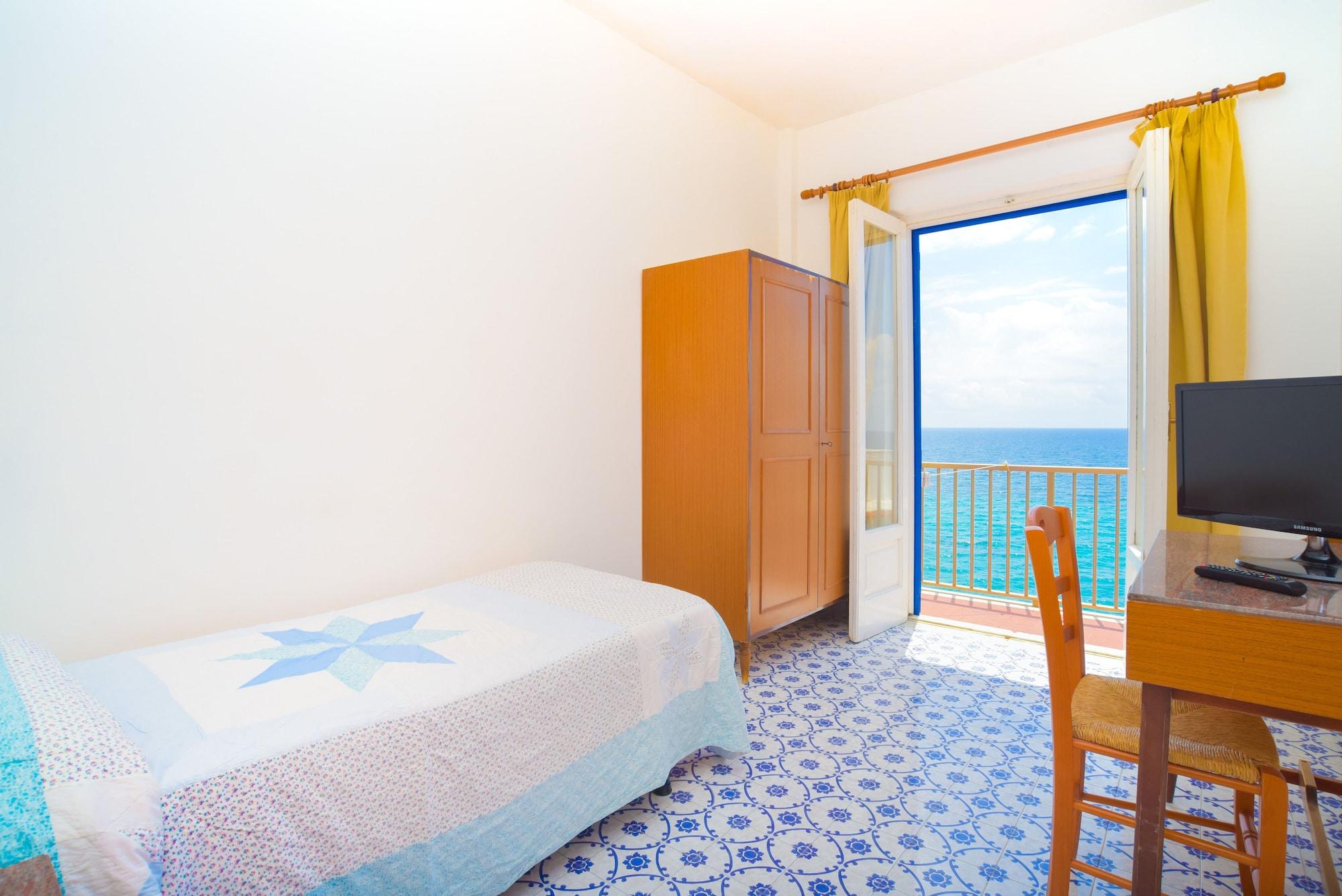 Hotel Regina Del Mare Barano dʼIschia المظهر الخارجي الصورة