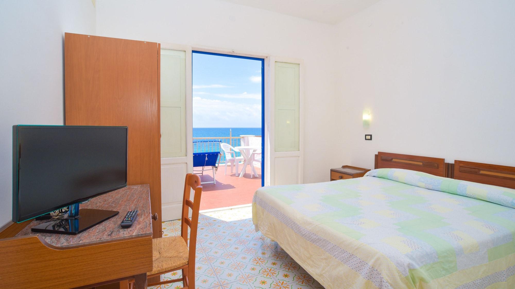 Hotel Regina Del Mare Barano dʼIschia المظهر الخارجي الصورة