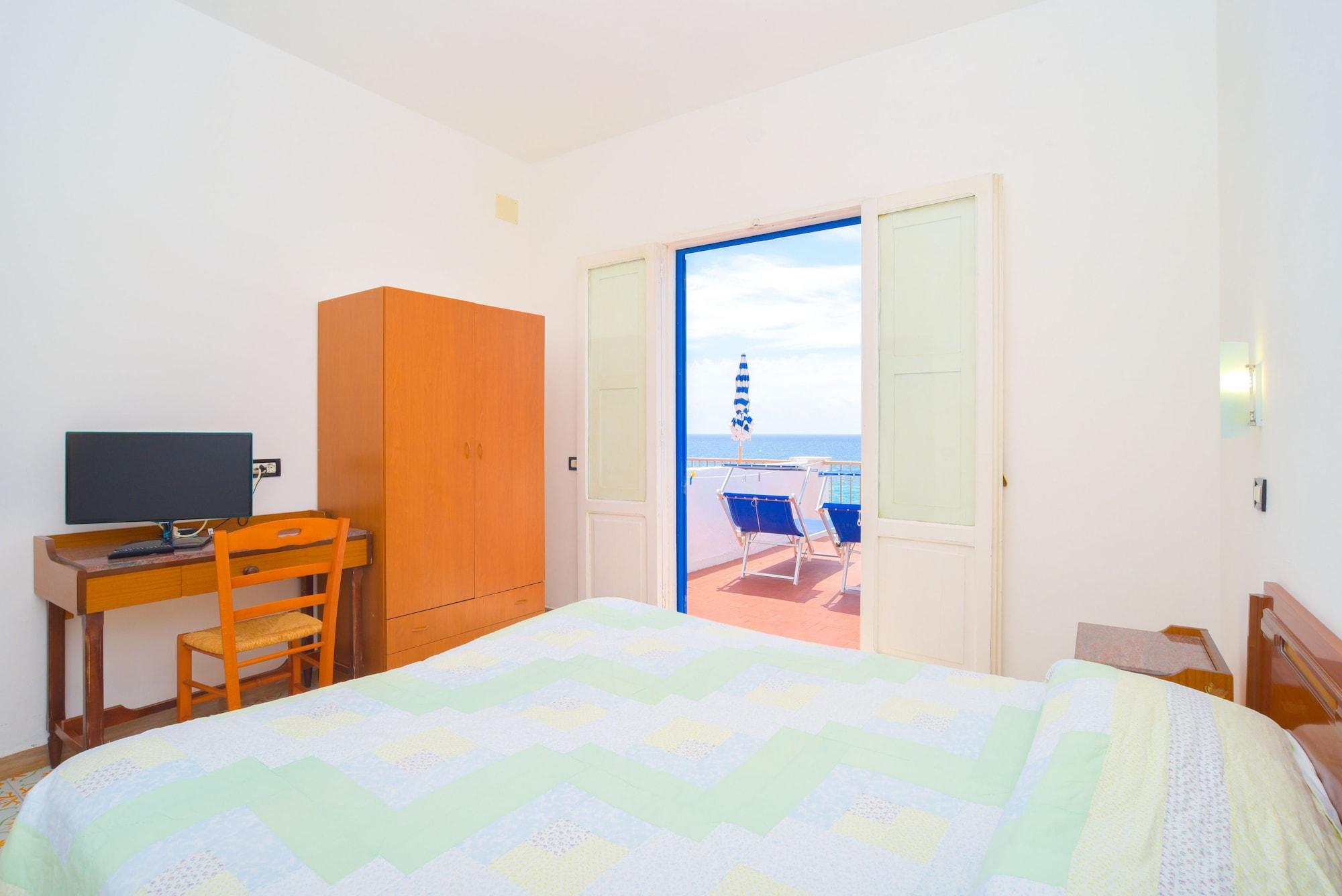 Hotel Regina Del Mare Barano dʼIschia المظهر الخارجي الصورة