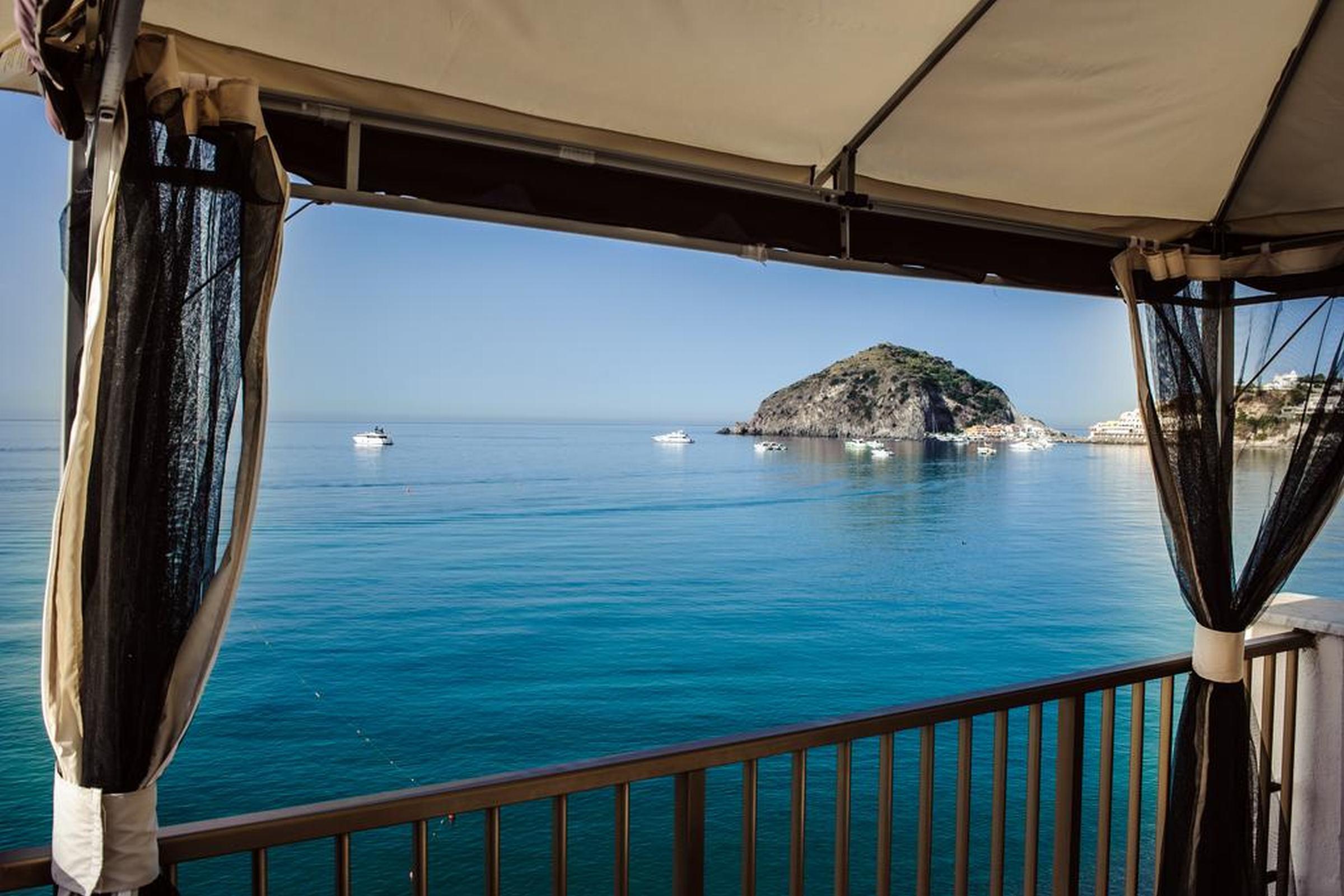 Hotel Regina Del Mare Barano dʼIschia المظهر الخارجي الصورة