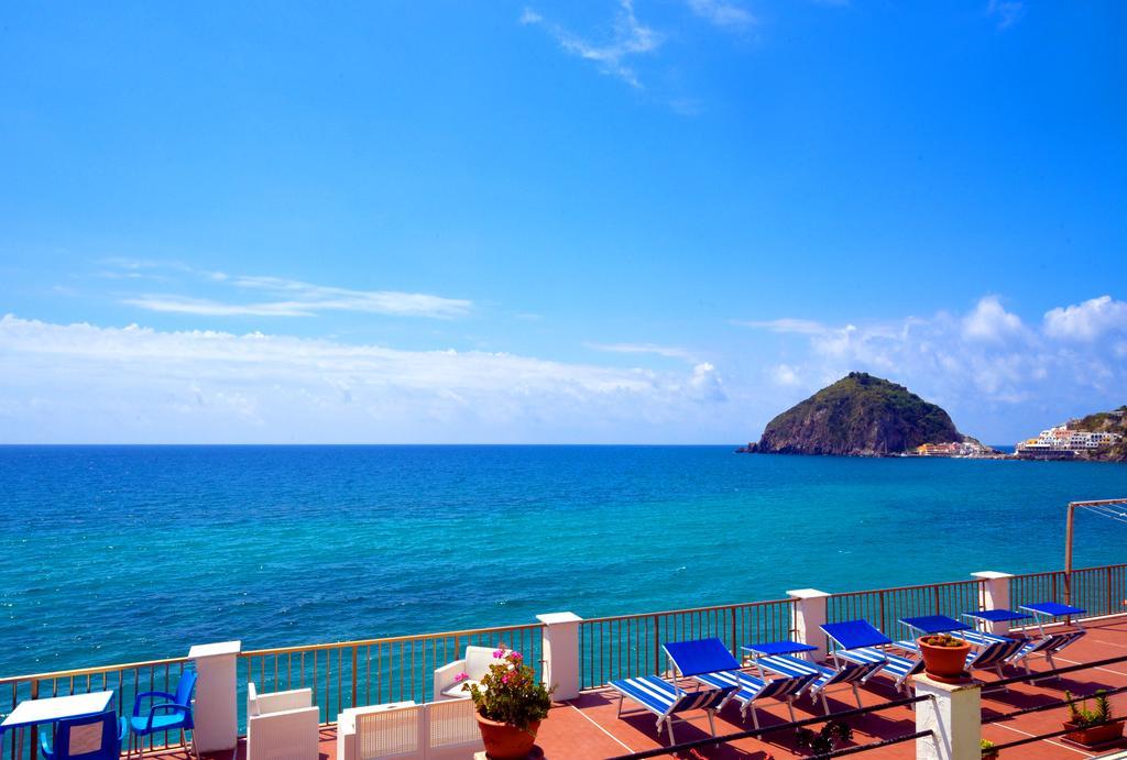 Hotel Regina Del Mare Barano dʼIschia المظهر الخارجي الصورة