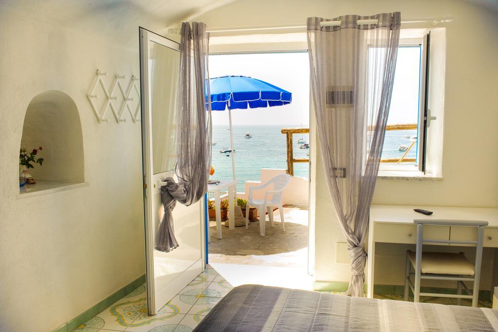 Hotel Regina Del Mare Barano dʼIschia المظهر الخارجي الصورة