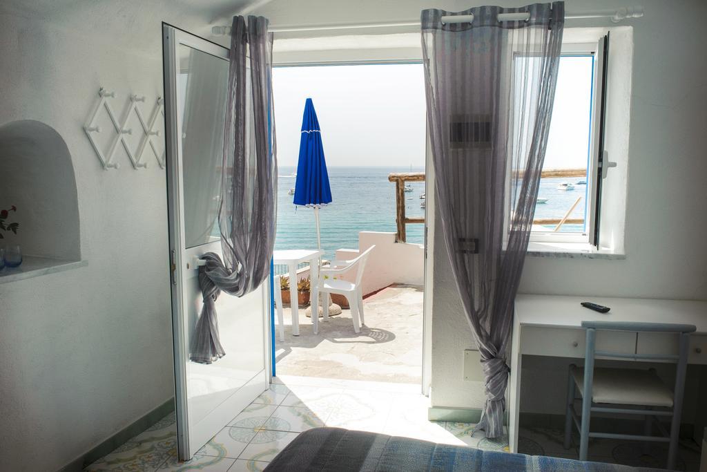 Hotel Regina Del Mare Barano dʼIschia المظهر الخارجي الصورة